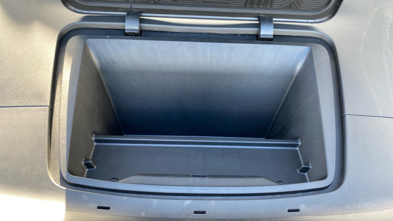 Volvo EX30 200kW SM Extended Range Ultra 69kWh 5dr Auto Electric Estate